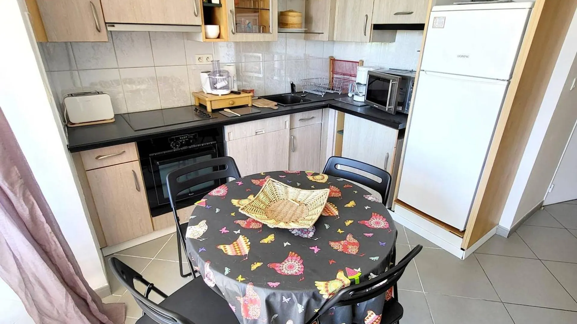 Appartement T2 Avec Piscine Gratuite, Parking Privatif, A 200M De La Plage - Animaux Acceptes - Fr-1-316-336 Six-Fours-les-Plages 0*,  France